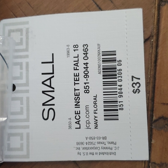 🆕️ Liz Claiborne top - Picture 10 of 10